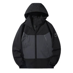 Chaqueta con capucha y diseño de tres capas con bloques de color