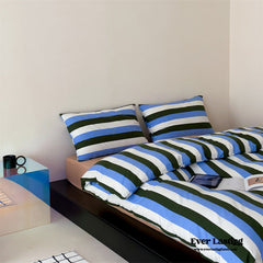 Maximalist Striped Bedding Set - Blue