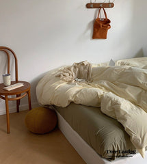 Minimal Floral Bedding Set - Yellow + Green