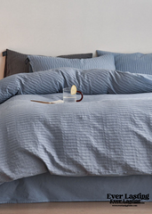 Minimal Jacquard Bedding Set - Blue