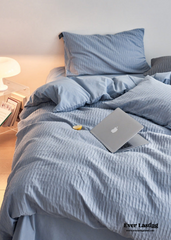 Minimal Jacquard Bedding Set - Blue