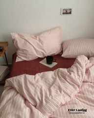 Minimalist Pink Striped Bedding Set
