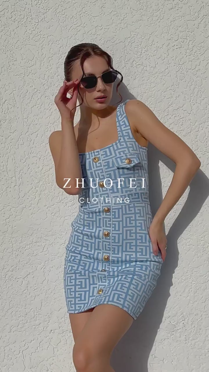 VESTIDO MINI CON BOTONES AZULES