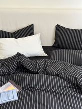 Refreshing Black Thin Stripe Bedding Set