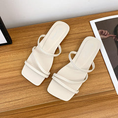 Sandalias de playa casuales con tiras finas