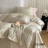 Silky Leopard Buttoned Bedding Set - Ivory White