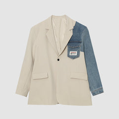 Blazer con costuras de mezclilla