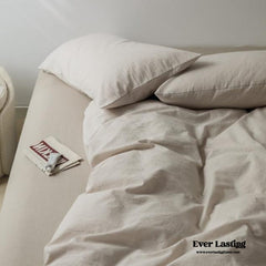 Thin Stripe Bedding Set - Beige