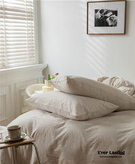 Thin Stripe Bedding Set - Beige