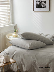 Thin Stripe Bedding Set - Gray