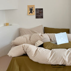Thin Striped Bedding Set - Beige & Olive Green