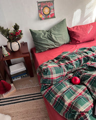 Vintage Plaid Bedding Set - Red & Green