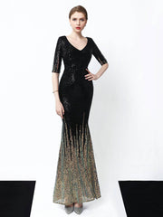 Vestido de noche largo, fino y elegante.