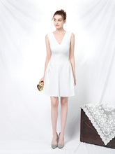 Elegante vestido corto de celebridad