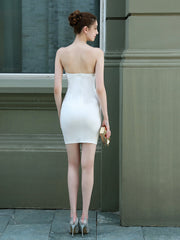 vestido de noche corto con tirantes