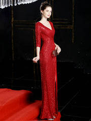 Elegante vestido de noche de manga larga