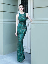 Vestido de noche de banquete con cola de pez y lentejuelas