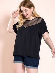 Fettes T-Shirt mit einfarbigem Mesh-Spitzen-Design