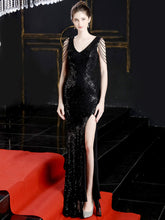 Elegante vestido largo de fiesta de noche.