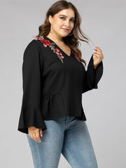 Lockeres Winter-T-Shirt mit langen Ärmeln und V-Ausschnitt