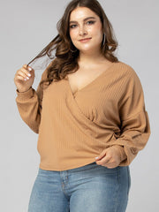 Camiseta holgada con cuello en V