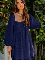 Falda de Jacquard con escote cuadrado y mangas abullonadas