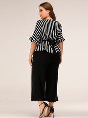 Conjunto de pantalón ancho con parte superior a rayas