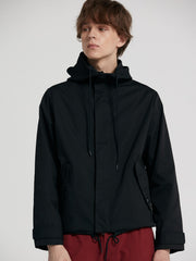 Chaqueta con capucha y cordón para hombre
