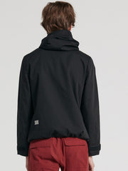 Chaqueta con capucha y cordón para hombre