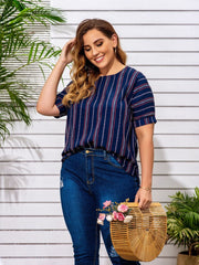 Blusa elegante de manga corta a rayas