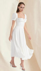 Weißes Midikleid mit Puffärmeln