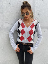 Strickpullover mit Rauten-V-Ausschnitt