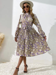 Vestido plisado de cuello alto estampado