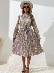 Vestido plisado de cuello alto estampado