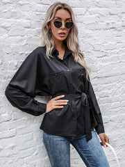 Camisa de solapa negra