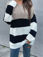 Gestreifter Rundhalsstrick