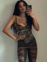 Bedruckter Hosenträgeranzug mit offenem Rücken und lockerem Schnitt