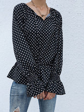 Camisa de lunares de corte entallado