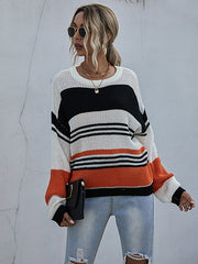 Dreifarbig gestreifter Strickpullover