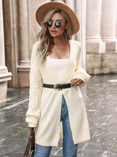 Einfarbiger Strickpullover mit Twist