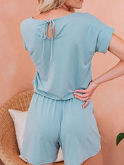 Einfarbige, lockere Damenkleidung