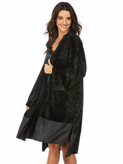 Nachthemd mit Spitzen-Kontrastnähten