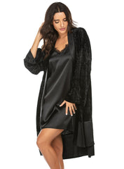 Nachthemd mit Spitzen-Kontrastnähten