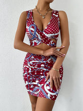 Vestido estampado con falda a la cadera