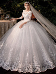 Vestido de novia francés sencillo y ligero