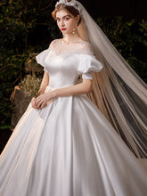 Vestido de novia de un solo hombro con temperamento