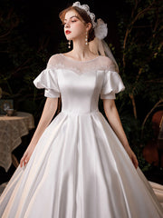 Vestido de novia de un solo hombro con temperamento