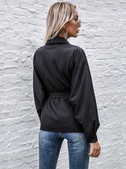 Camisa de solapa negra