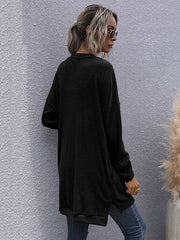 Gestrickter Cardigan-Pullover mit V-Ausschnitt