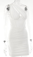 Weißes Minikleid mit One-Shoulder-Ausschnitt